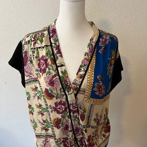 Anthropology Top Brand Tiny, size small